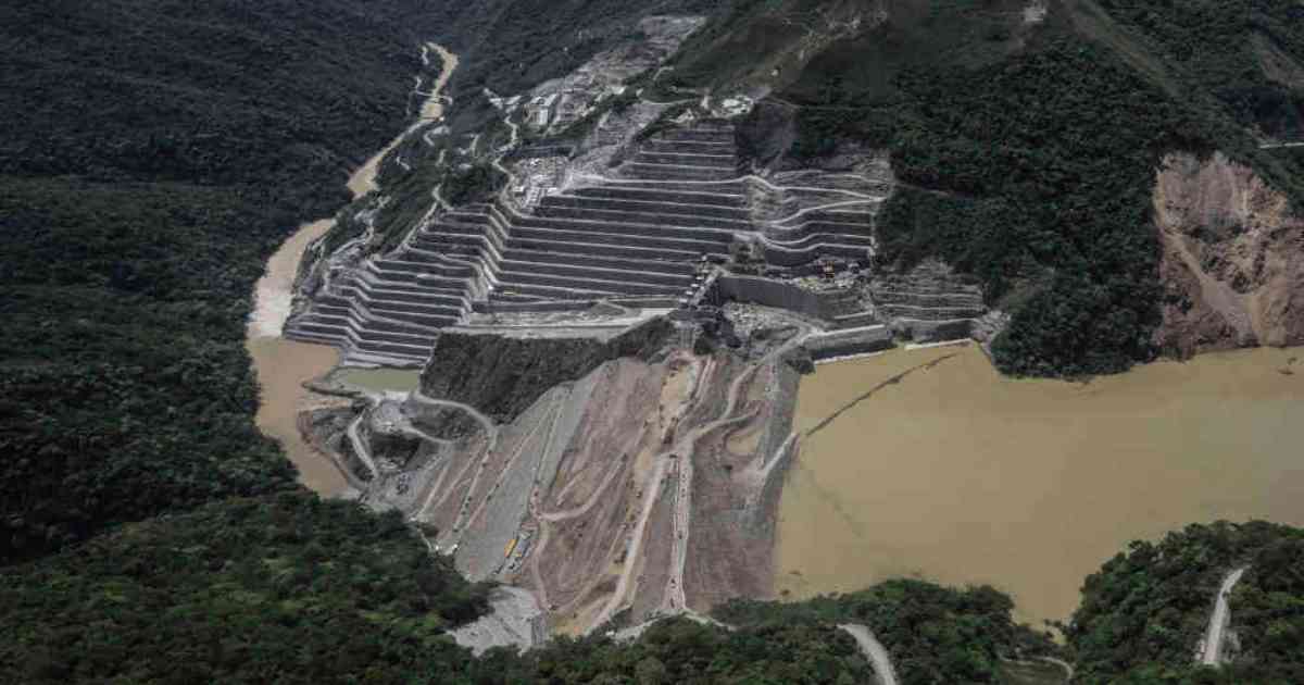 Hidroituango: Un país a medias… a medio llenar, a medio funcionar….